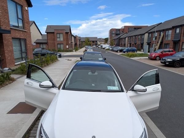 Mercedes-Benz C-Class Saloon, Petrol Plug-in Hybrid, 2016, White