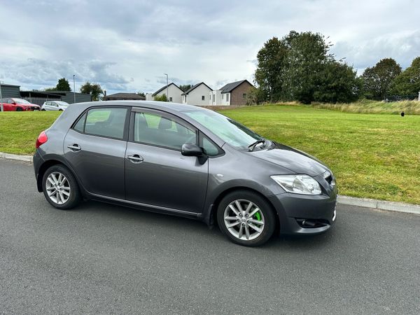 Toyota Auris Hatchback, Diesel, 2008, Grey