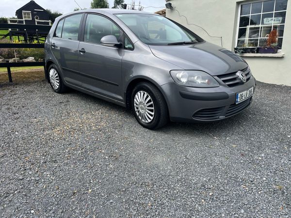 Volkswagen Golf Hatchback, Petrol, 2006, Grey