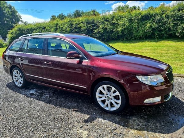Skoda Superb Estate, Diesel, 2011, Red