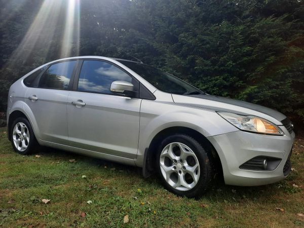 Ford Focus Hatchback, Diesel, 2010, Silver