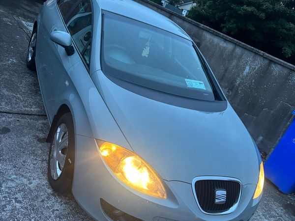 SEAT Leon Hatchback, Petrol, 2007, Grey