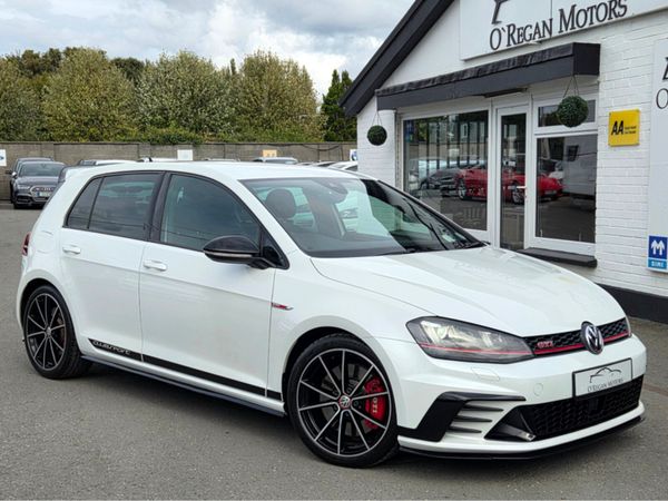 Volkswagen Golf Hatchback, Petrol, 2016, White
