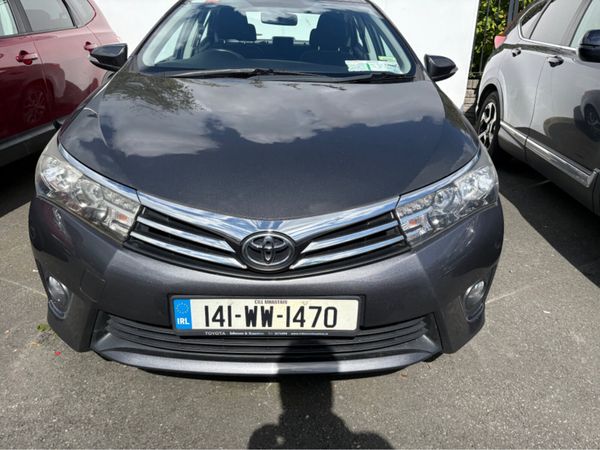 Toyota Corolla Saloon, Petrol, 2014, Grey