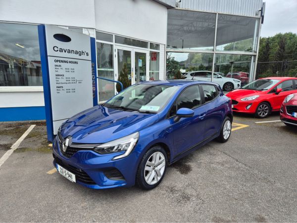 Renault Clio Hatchback, Petrol, 2022, Blue