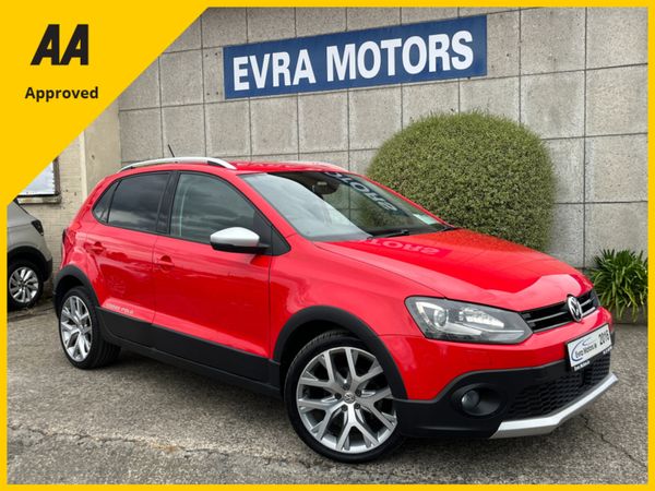 Volkswagen Polo Hatchback, Petrol, 2016, Red