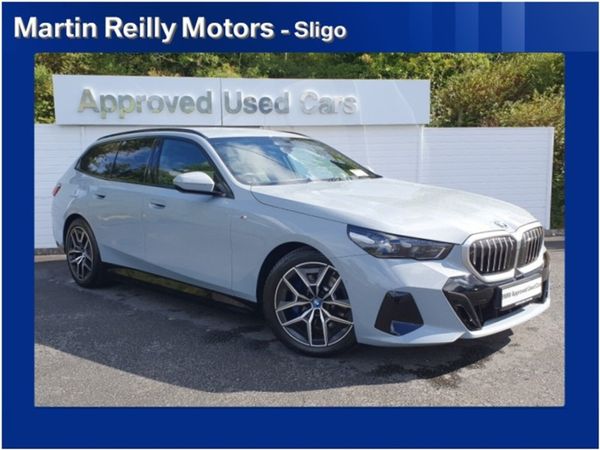 BMW 5-Series Estate, Petrol Plug-in Hybrid, 2025, Grey