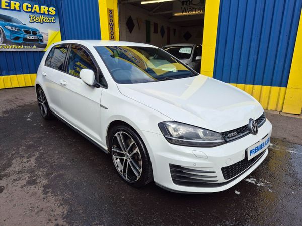 Volkswagen Golf Hatchback, Diesel, 2016, White