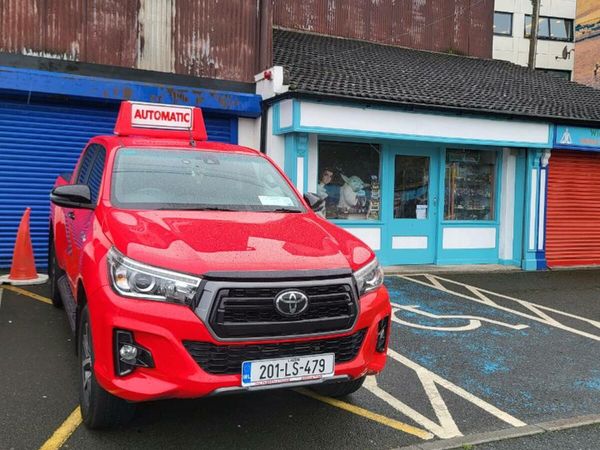 Toyota Hilux Pick Up, Diesel, 2020, Red