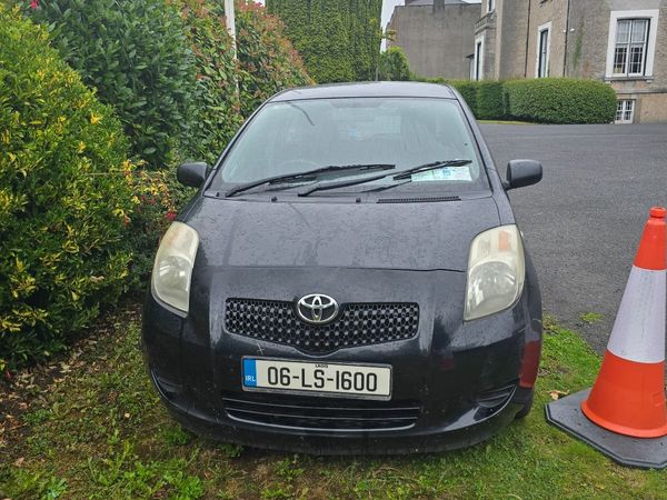 Toyota Yaris Hatchback, Petrol, 2006, Black