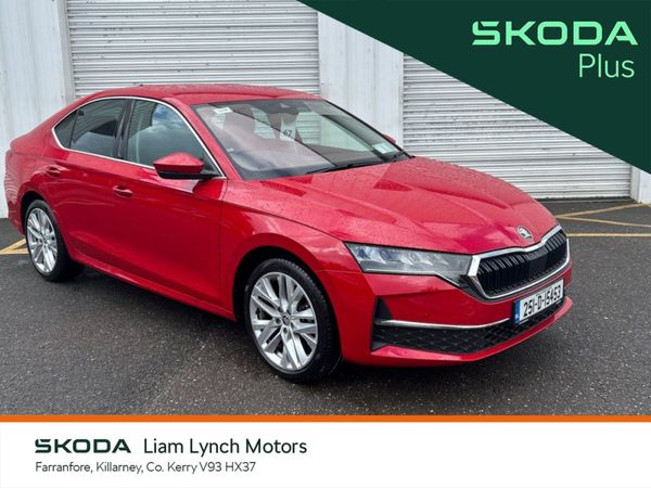 Skoda Octavia Saloon, Diesel, 2025, Red