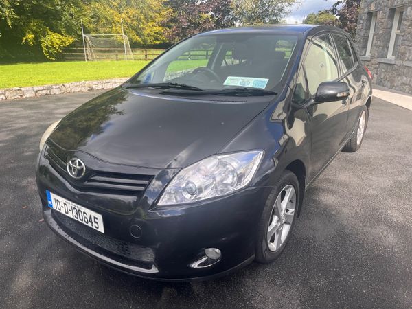Toyota Auris Hatchback, Petrol, 2010, Black