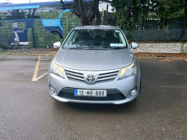 Toyota Avensis Saloon, Diesel, 2012, Grey