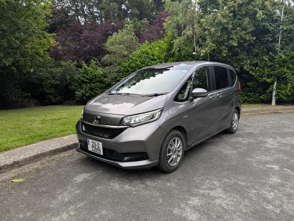 Honda Freed Hatchback, Petrol Hybrid, 2020, Grey