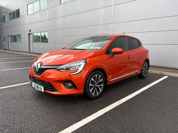 Renault Clio Hatchback, Petrol, 2020, Orange