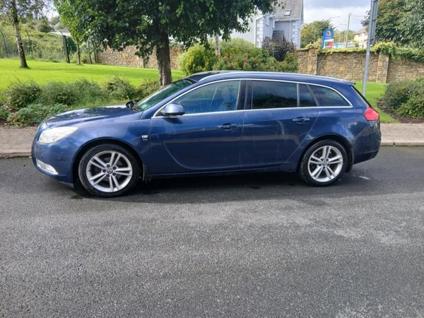 Vauxhall Insignia Estate, Diesel, 2011, Blue