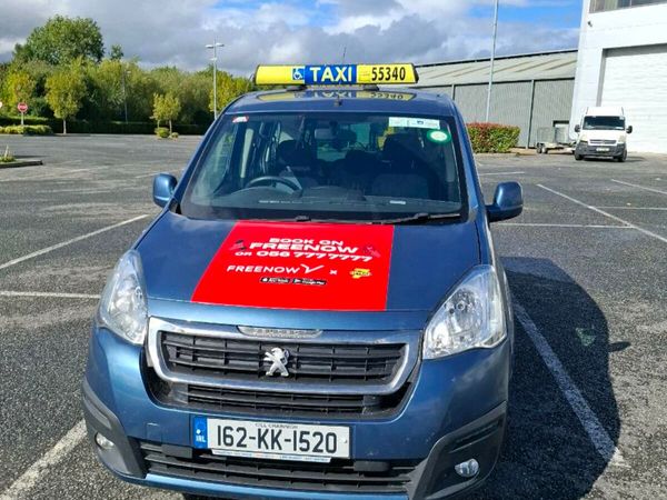 Peugeot Partner Tepee MPV, Diesel, 2016, Blue