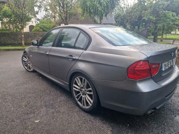 BMW 3-Series Saloon, Diesel, 2009, Grey