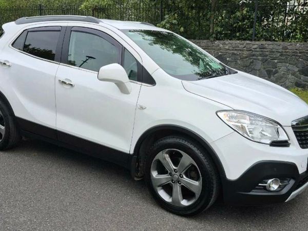 Vauxhall Mokka Hatchback, Petrol, 2014, White