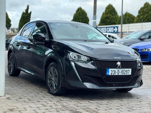 Peugeot 208 Hatchback, Electric, 2023, Black