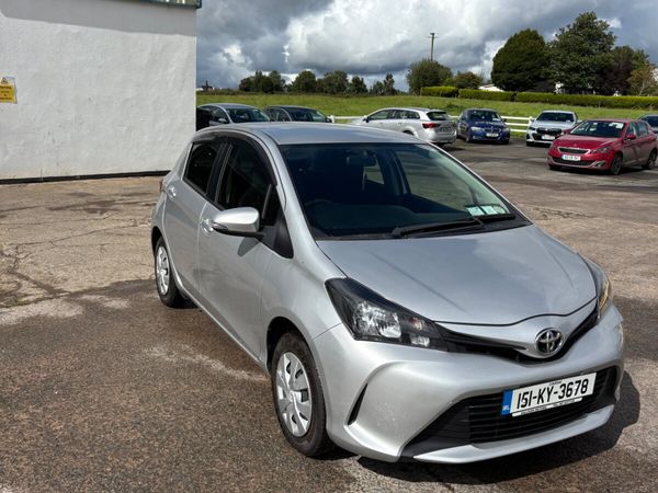 Toyota Vitz Hatchback, Petrol, 2015, Silver