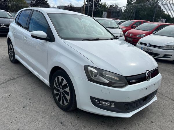 Volkswagen Polo Hatchback, Petrol, 2016, White