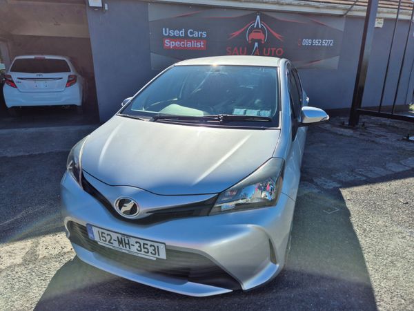 Toyota Vitz Hatchback, Petrol, 2015, Silver