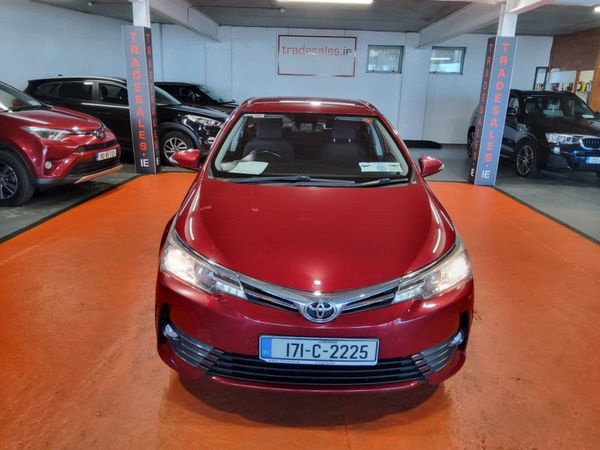 Toyota Corolla Saloon, Diesel, 2017, Red