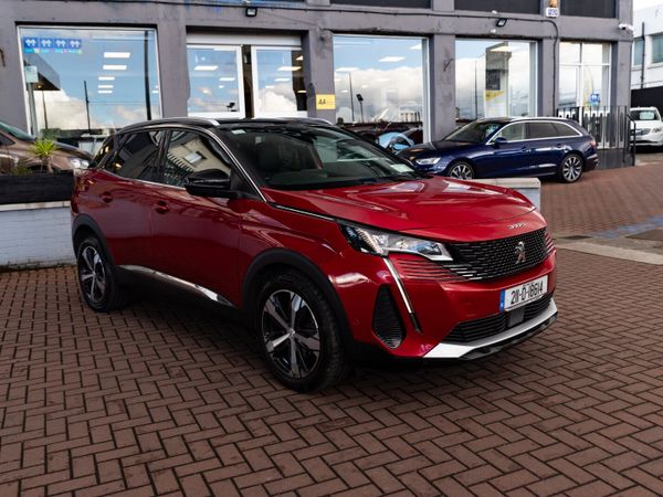 Peugeot 3008 MPV, Diesel, 2021, Red