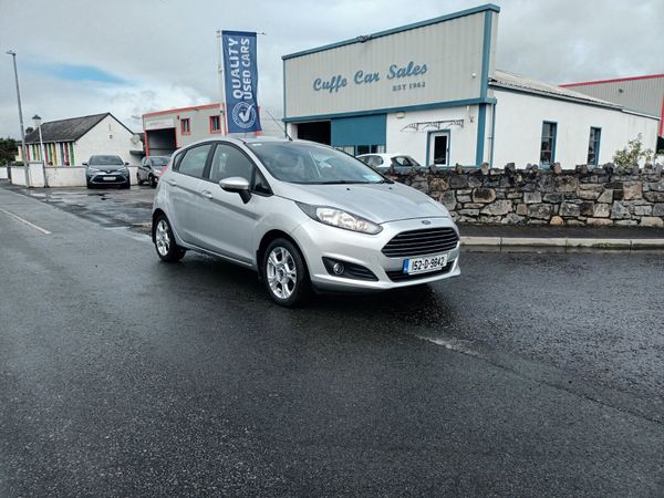 Ford Fiesta Hatchback, Petrol, 2015, Silver