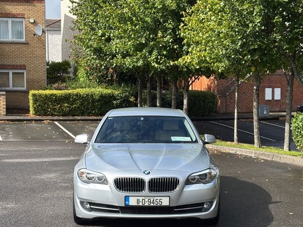 BMW 5-Series Saloon, Diesel, 2011, Silver
