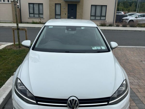 Volkswagen Golf Hatchback, Petrol, 2015, White