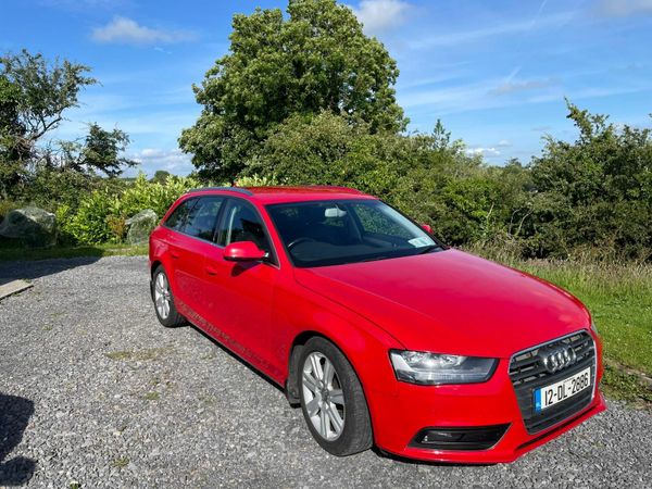 Audi A4 Estate, Diesel, 2012, Red