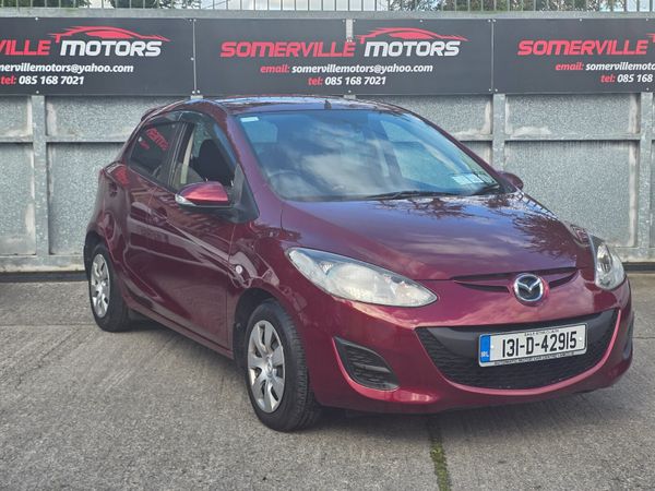 Mazda Demio MPV, Petrol, 2013, Red