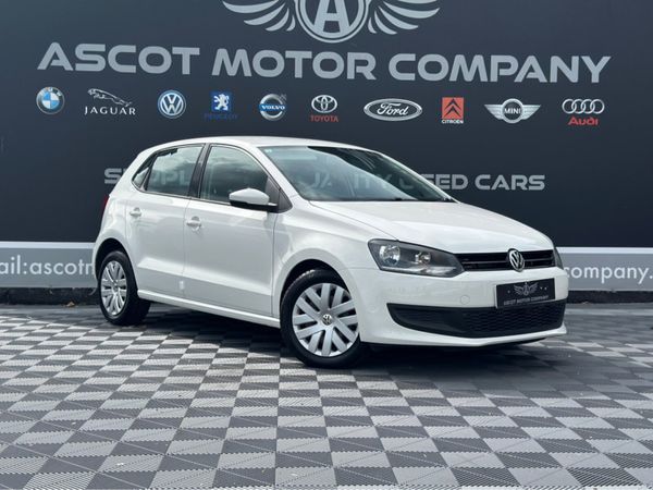 Volkswagen Polo Hatchback, Petrol, 2013, White