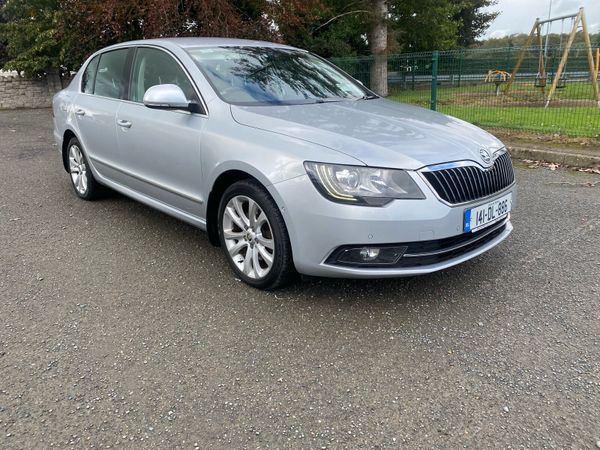 Skoda Superb Saloon, Diesel, 2014, Silver