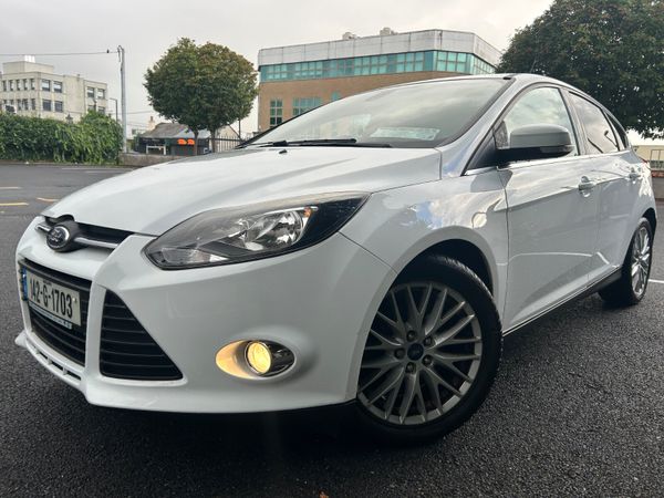 Ford Focus Hatchback, Petrol, 2014, White
