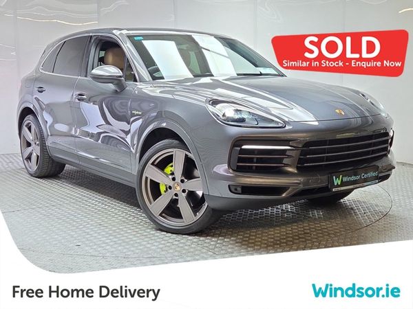 Porsche Cayenne SUV, Petrol Plug-in Hybrid, 2022, Grey