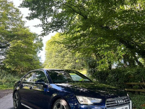Audi A4 Saloon, Diesel, 2019, Blue