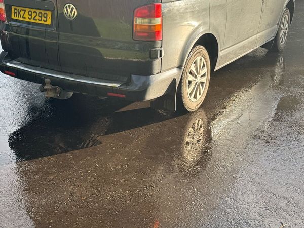 Volkswagen Transporter Van, Diesel, 2005, Black