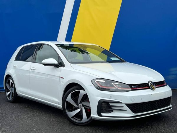 Volkswagen Golf Hatchback, Petrol, 2018, White