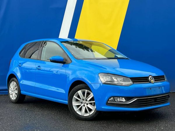 Volkswagen Polo Hatchback, Petrol, 2016, Blue