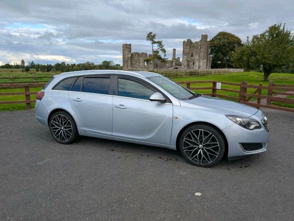 Vauxhall Insignia Estate, Diesel, 2016, Silver