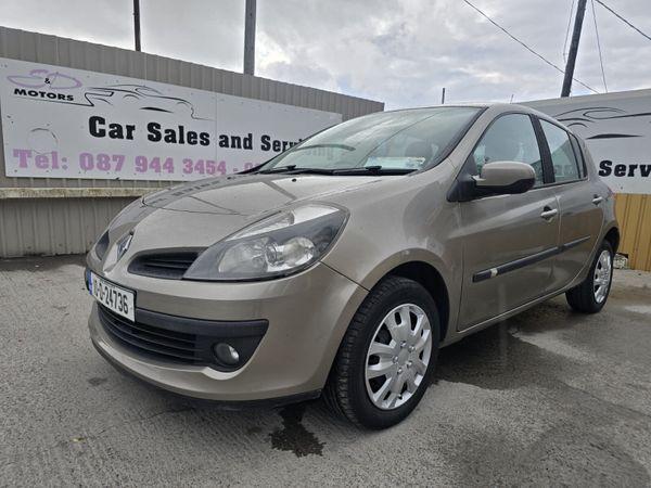 Renault Clio Hatchback, Ethanol Petrol, 2010, Gold