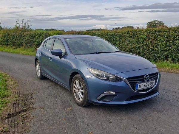 Mazda Mazda3 Hatchback, Petrol, 2014, Blue