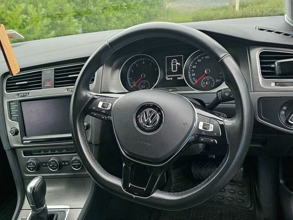 Volkswagen Golf Hatchback, Petrol, 2014, Grey
