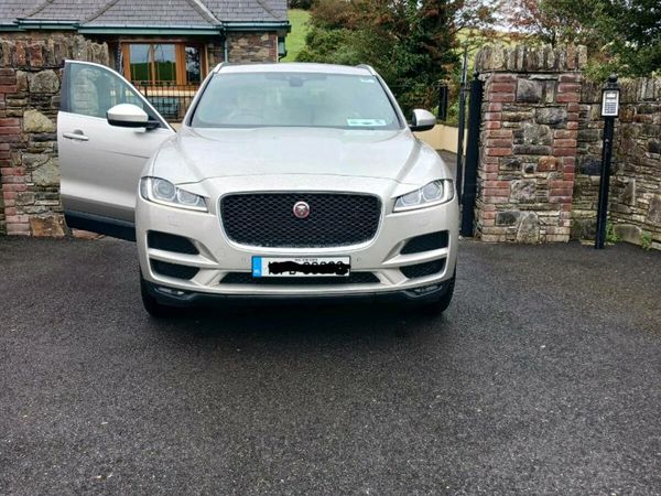 Jaguar F-Pace SUV, Diesel, 2016, Gold