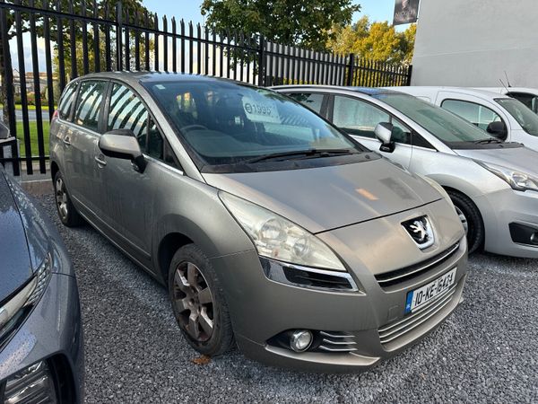 Peugeot 5008 MPV, Diesel, 2010, Grey