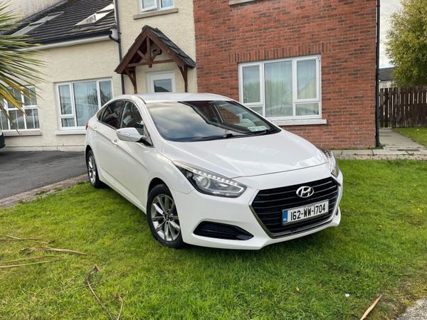 Hyundai i40 Saloon, Diesel, 2016, White