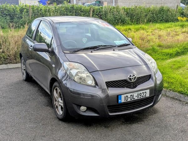 Toyota Yaris Hatchback, Diesel, 2010, Grey